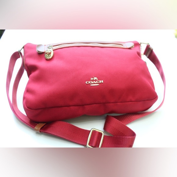 Coach Sawyer cross body bag - Picture 7 of 16